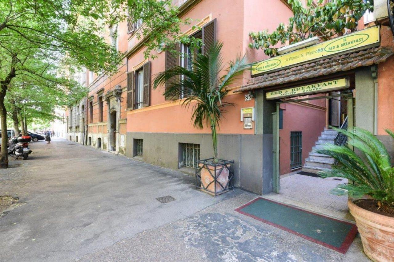 Alessandro A San Pietro Best Bed Рим Экстерьер фото