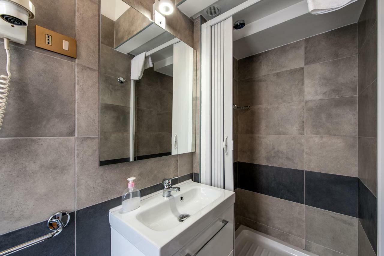 Alessandro A San Pietro Best Bed Рим Экстерьер фото
