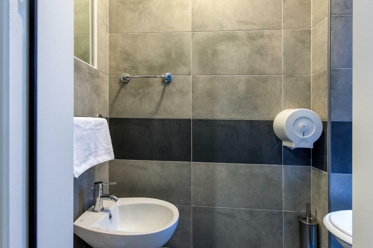 Alessandro A San Pietro Best Bed Рим Экстерьер фото