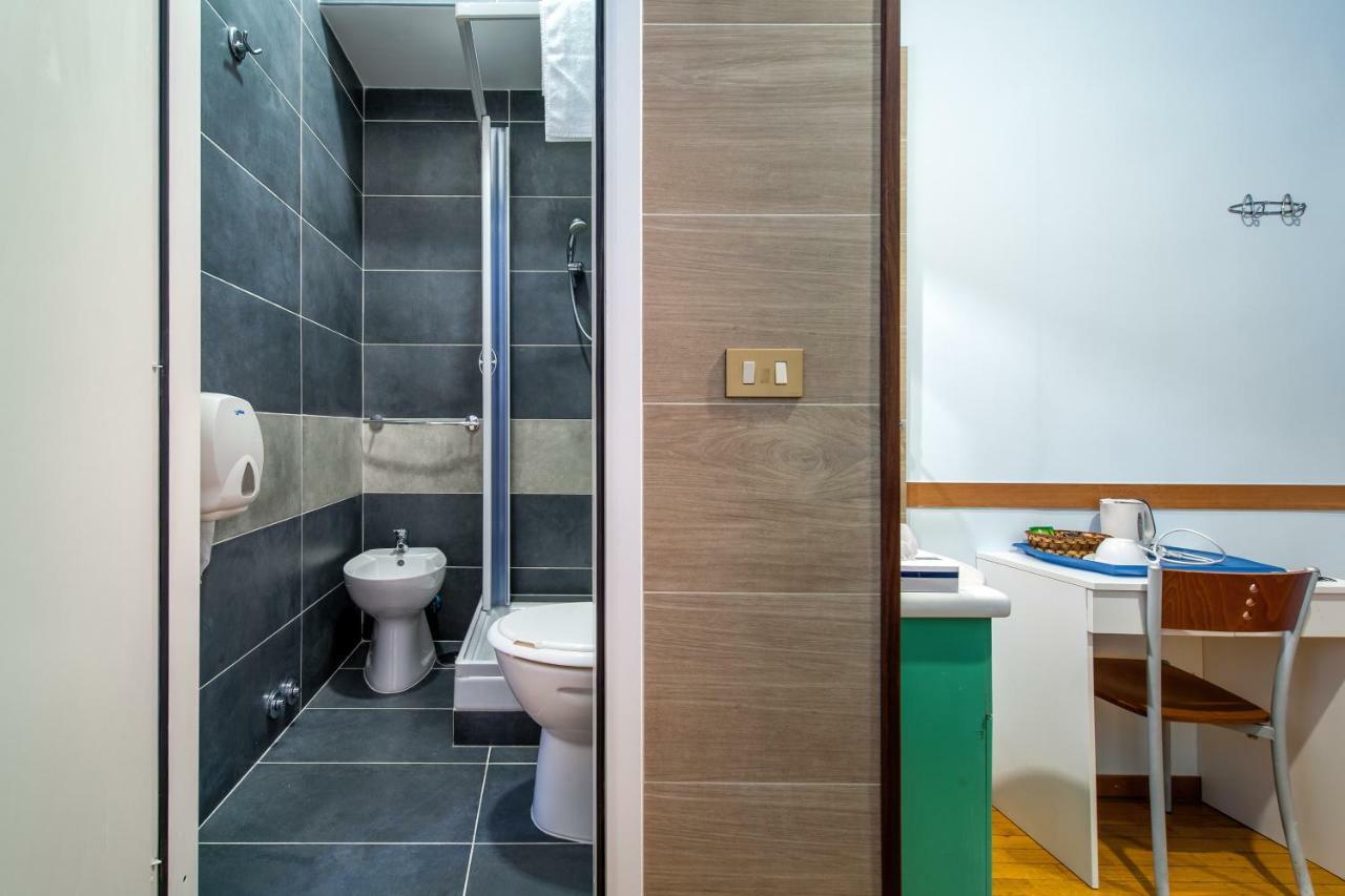 Alessandro A San Pietro Best Bed Рим Экстерьер фото