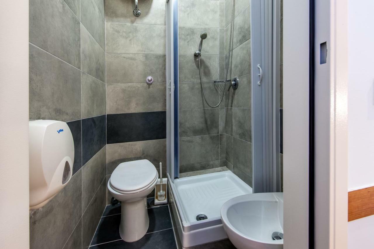 Alessandro A San Pietro Best Bed Рим Экстерьер фото